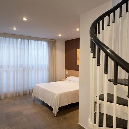 Sg Costa Bcn Apartments Кастельдефельс Экстерьер фото