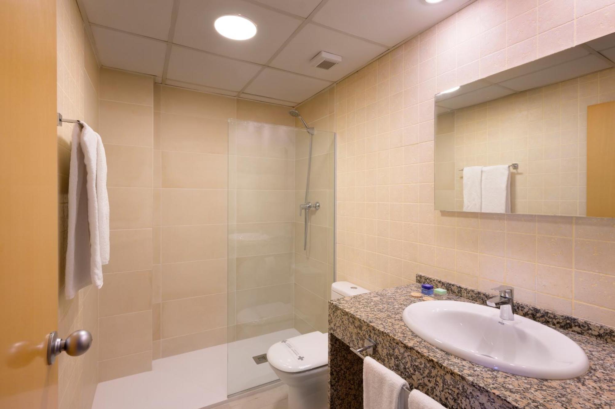 Sg Costa Bcn Apartments Кастельдефельс Экстерьер фото